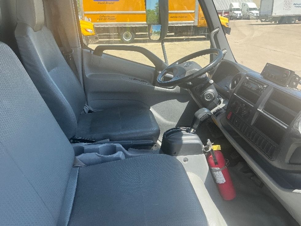 Refrigerated Truck-Light and Medium Duty Trucks-Hino-2020-195-Cadillac-MI-176,933\n\t\tmiles-$ 42,000 - Image 22