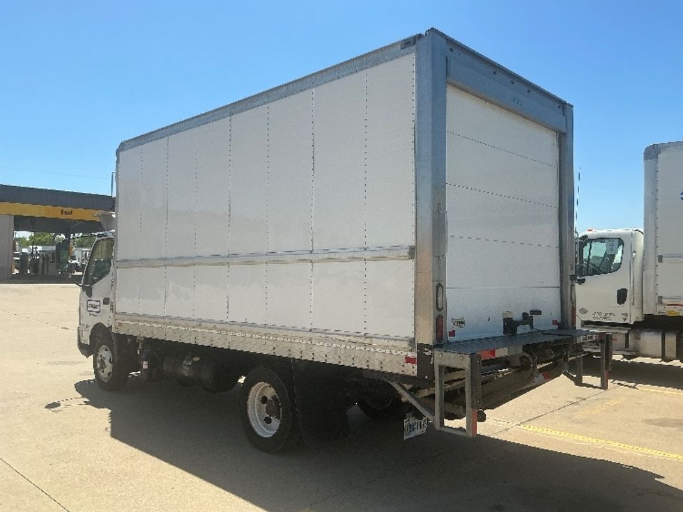 Refrigerated Truck-Light and Medium Duty Trucks-Hino-2020-195-Cadillac-MI-176,933\n\t\tmiles-$ 42,000 - Image 6