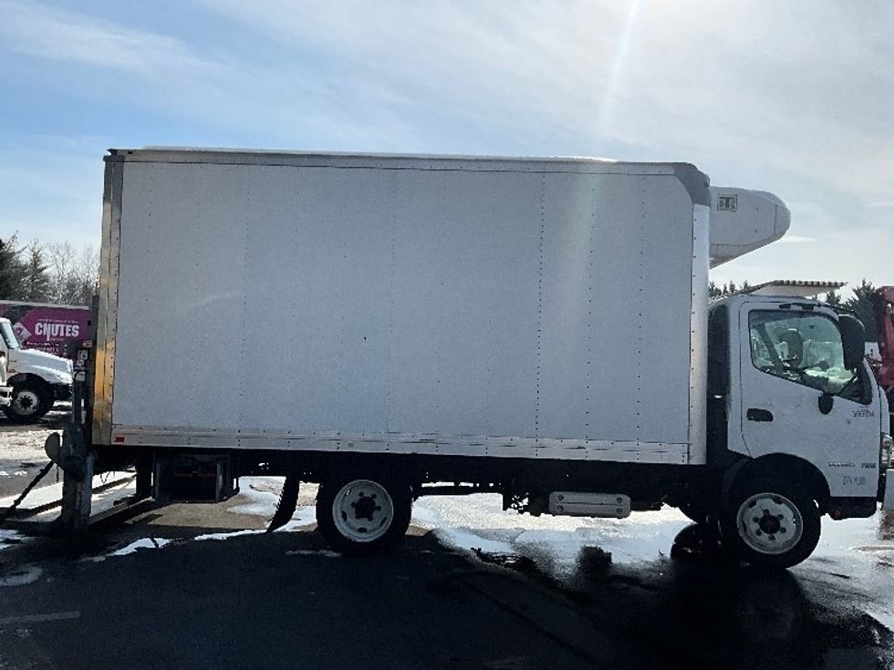 Refrigerated Truck-Light and Medium Duty Trucks-Hino-2020-195-Capitol Heights-MD-49,560\n\t\tmiles-$ 58,750 - Image 25