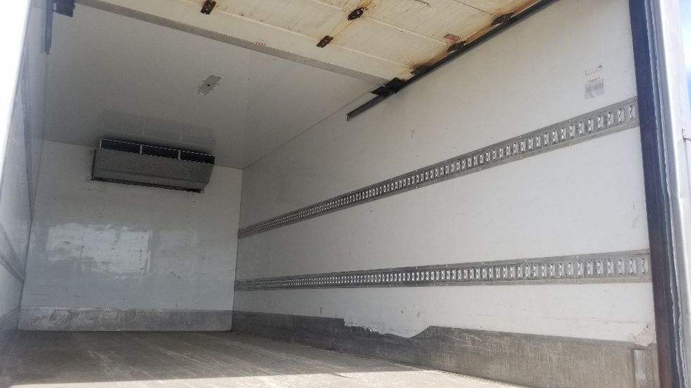 Refrigerated Truck-Light and Medium Duty Trucks-Hino-2020-195-Concord-ON-195,086\n\t\tkm-$ 56,750 - Image 12