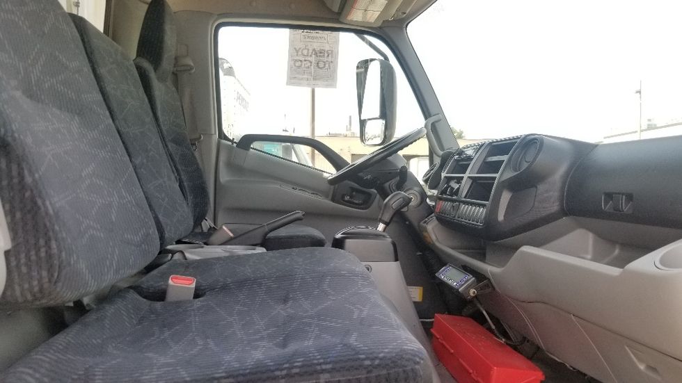 Refrigerated Truck-Light and Medium Duty Trucks-Hino-2020-195-Concord-ON-195,086\n\t\tkm-$ 56,750 - Image 22