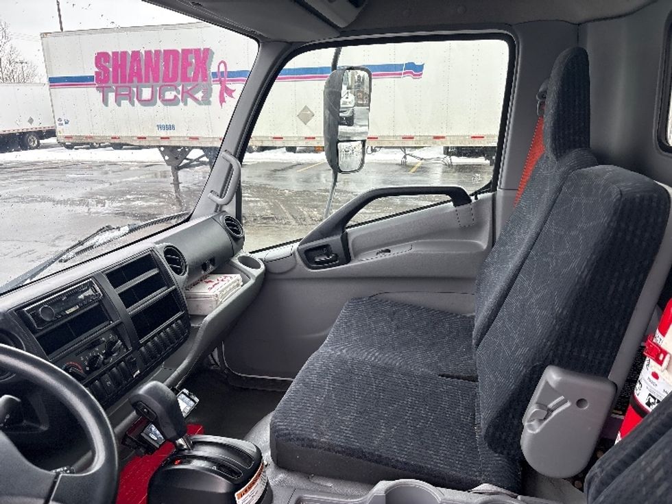Refrigerated Truck-Light and Medium Duty Trucks-Hino-2020-195-Concord-ON-285,149\n\t\tkm-$ 55,500 - Image 18