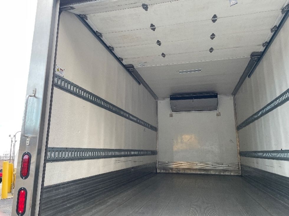 Refrigerated Truck-Light and Medium Duty Trucks-Hino-2020-195-Conover-NC-105,287\n\t\tmiles-$ 55,750 - Image 11