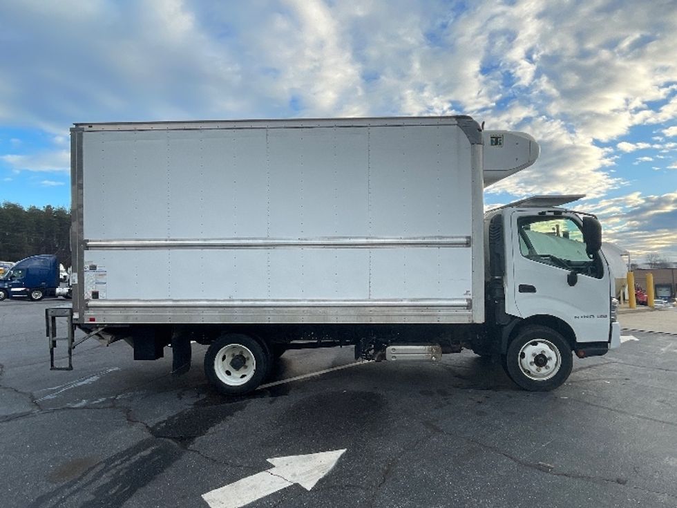 Refrigerated Truck-Light and Medium Duty Trucks-Hino-2020-195-Conover-NC-105,287\n\t\tmiles-$ 55,750 - Image 15