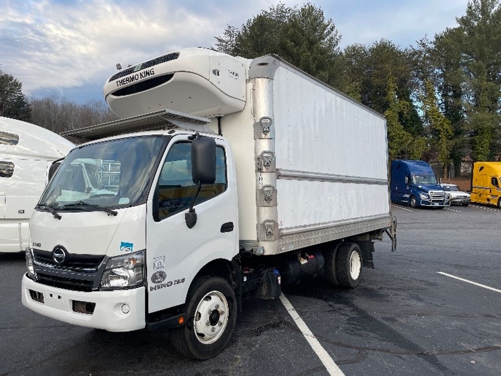 Refrigerated Truck-Light and Medium Duty Trucks-Hino-2020-195-Conover-NC-105,287\n\t\tmiles-$ 55,750 - Image 3