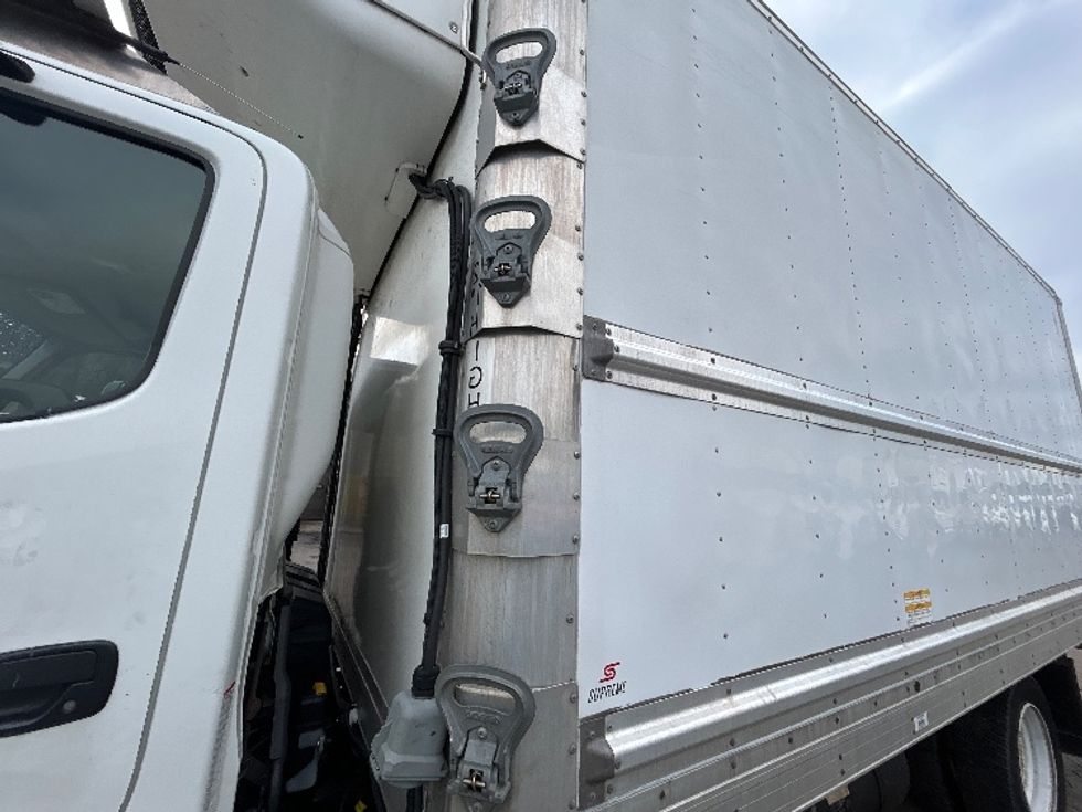 Refrigerated Truck-Light and Medium Duty Trucks-Hino-2020-195-Dayton-OH-99,622\n\t\tmiles-$ 55,000 - Image 26