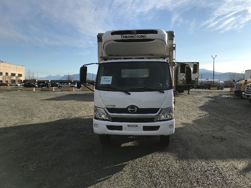 Refrigerated Truck-Light and Medium Duty Trucks-Hino-2020-195-Delta-BC-181,123\n\t\tkm-$ 75,000 - Image 2