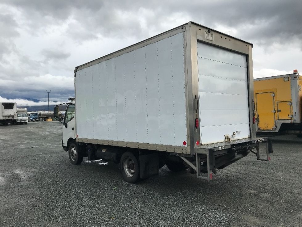 Refrigerated Truck-Light and Medium Duty Trucks-Hino-2020-195-Delta-BC-265,340\n\t\tkm-$ 58,500 - Image 6