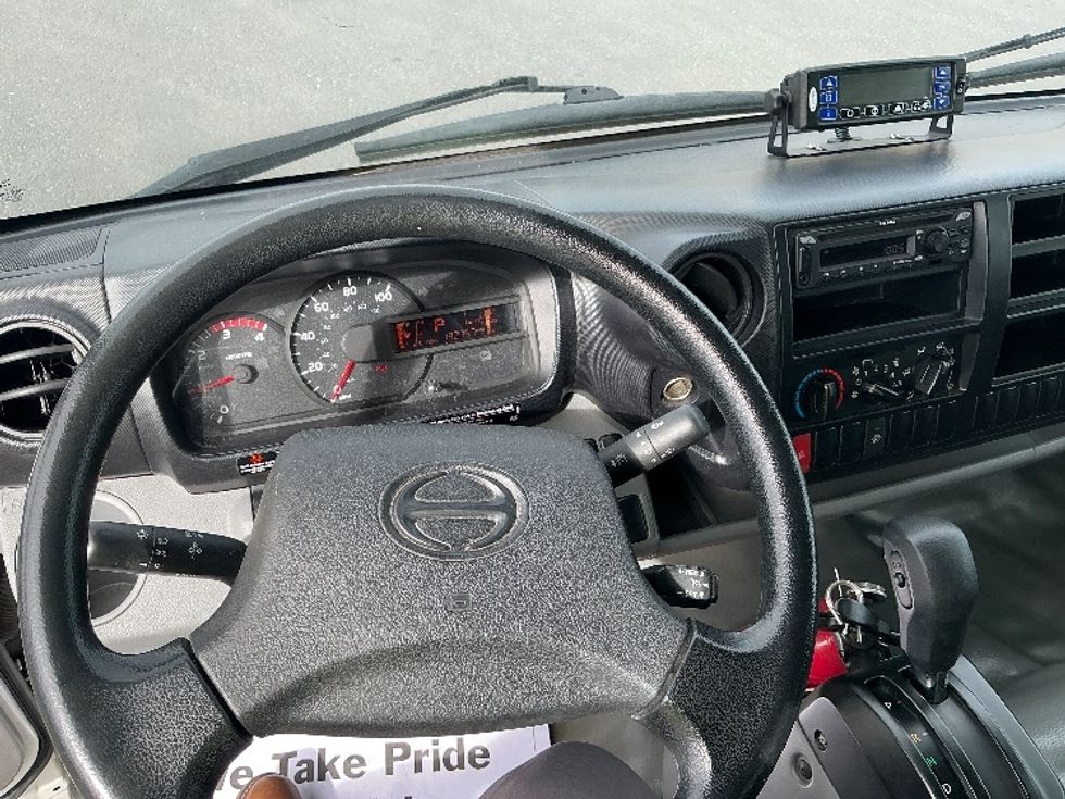 Refrigerated Truck-Light and Medium Duty Trucks-Hino-2020-195-Denver-CO-132,756\n\t\tmiles-$ 52,500 - Image 18