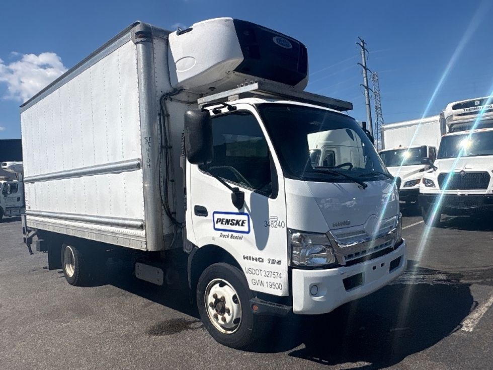 Refrigerated Truck-Light and Medium Duty Trucks-Hino-2020-195-Elmsford-NY-118,491\n\t\tmiles-$ 48,000 - Image 1