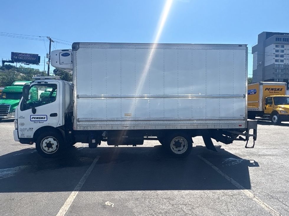 Refrigerated Truck-Light and Medium Duty Trucks-Hino-2020-195-Elmsford-NY-118,491\n\t\tmiles-$ 48,000 - Image 4