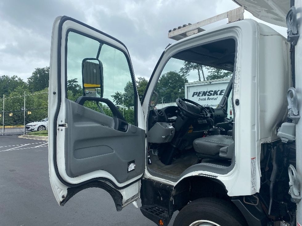 2020 Hino XJC720 / XFC720 Single Cab photo 12