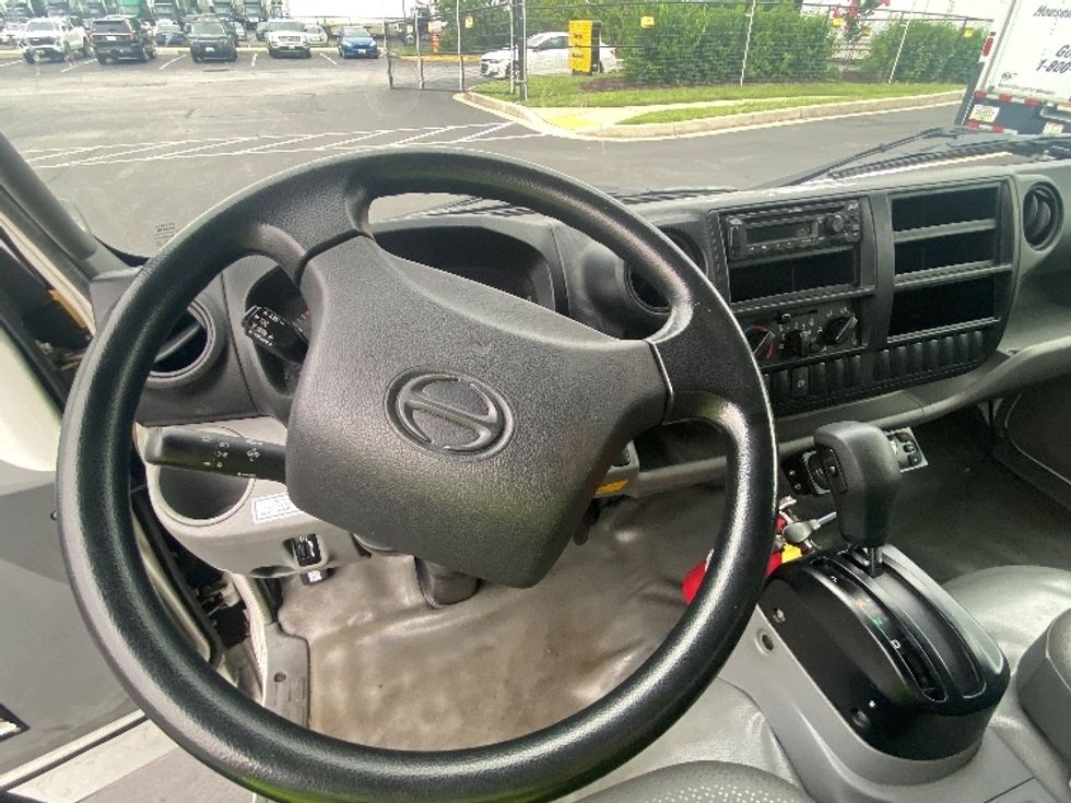 2020 Hino XJC720 / XFC720 Single Cab photo 13