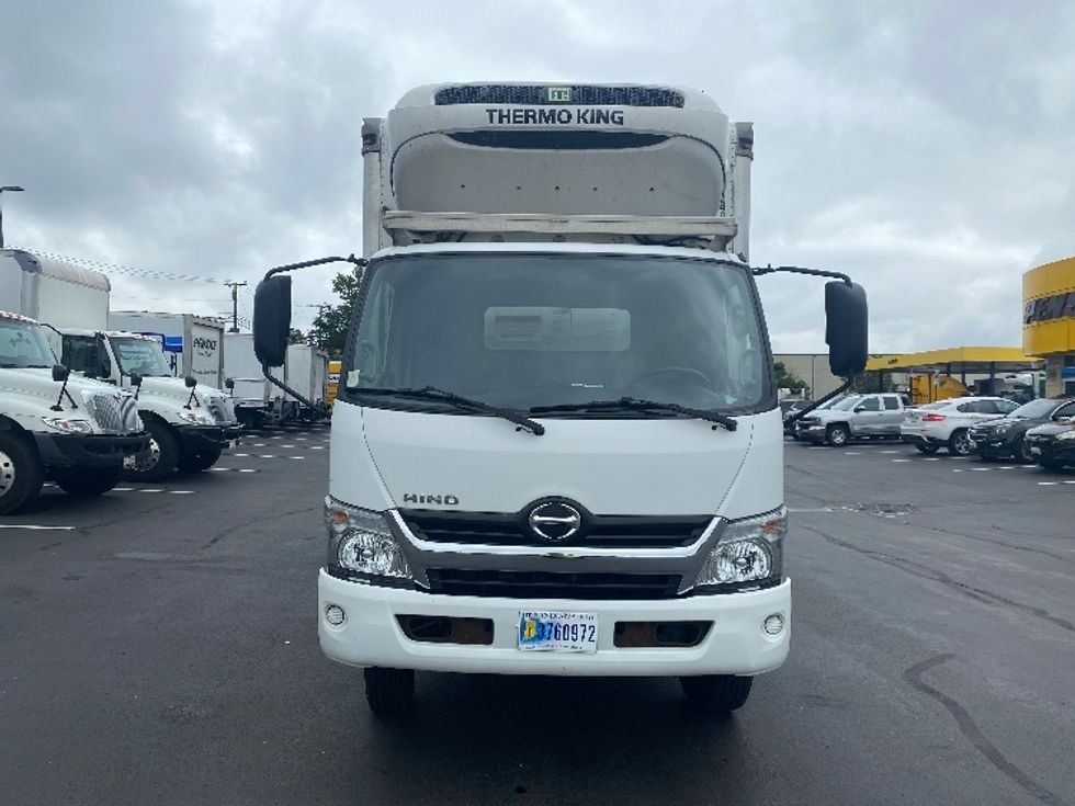 2020 Hino XJC720 / XFC720 Single Cab photo 2
