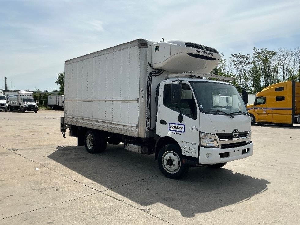 Refrigerated Truck-Light and Medium Duty Trucks-Hino-2020-195-Essex-MD-113,025\n\t\tmiles-$ 49,750 - Image 1