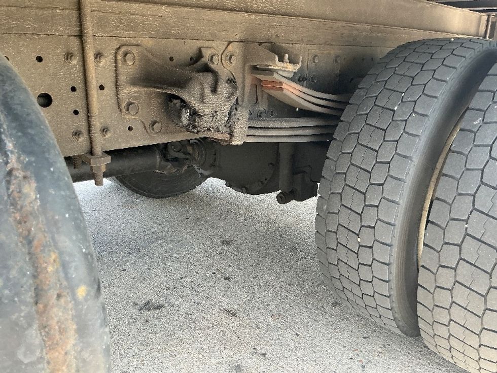 Refrigerated Truck-Light and Medium Duty Trucks-Hino-2020-195-Essex-MD-113,025\n\t\tmiles-$ 49,750 - Image 5
