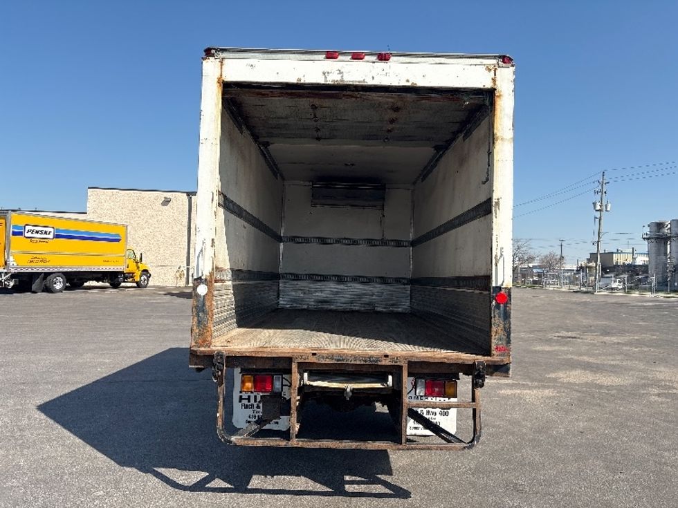 Refrigerated Truck-Light and Medium Duty Trucks-Hino-2020-195-Etobicoke-ON-219,760\n\t\tkm-$ 41,500 - Image 8