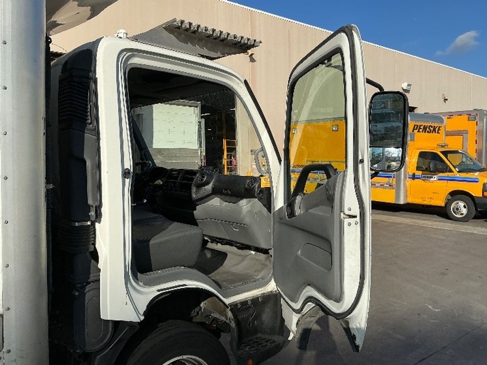 Refrigerated Truck-Light and Medium Duty Trucks-Hino-2020-195-Fontana-CA-121,982\n\t\tmiles-$ 54,000 - Image 20