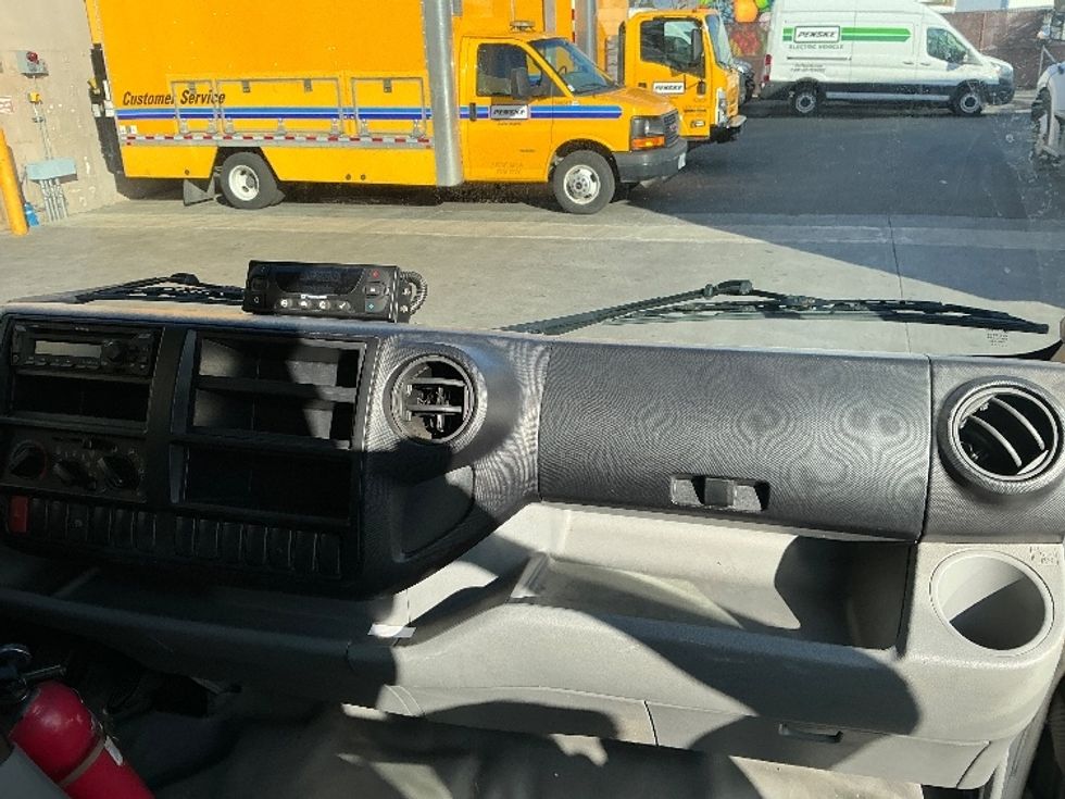 Refrigerated Truck-Light and Medium Duty Trucks-Hino-2020-195-Fontana-CA-121,982\n\t\tmiles-$ 54,000 - Image 21