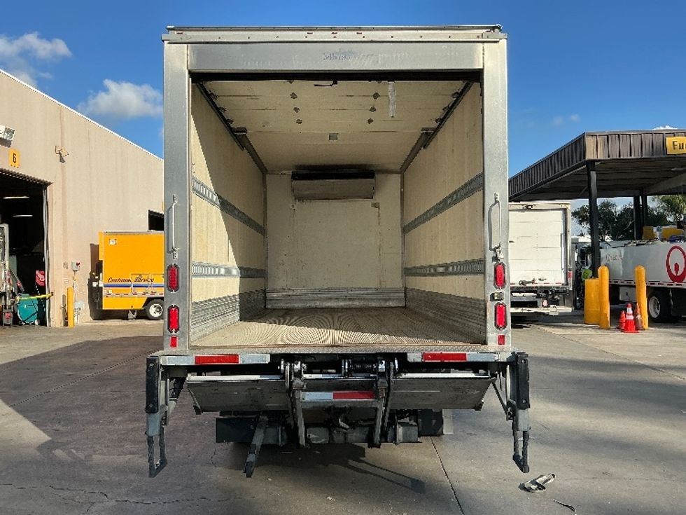 Refrigerated Truck-Light and Medium Duty Trucks-Hino-2020-195-Fontana-CA-121,982\n\t\tmiles-$ 54,000 - Image 8