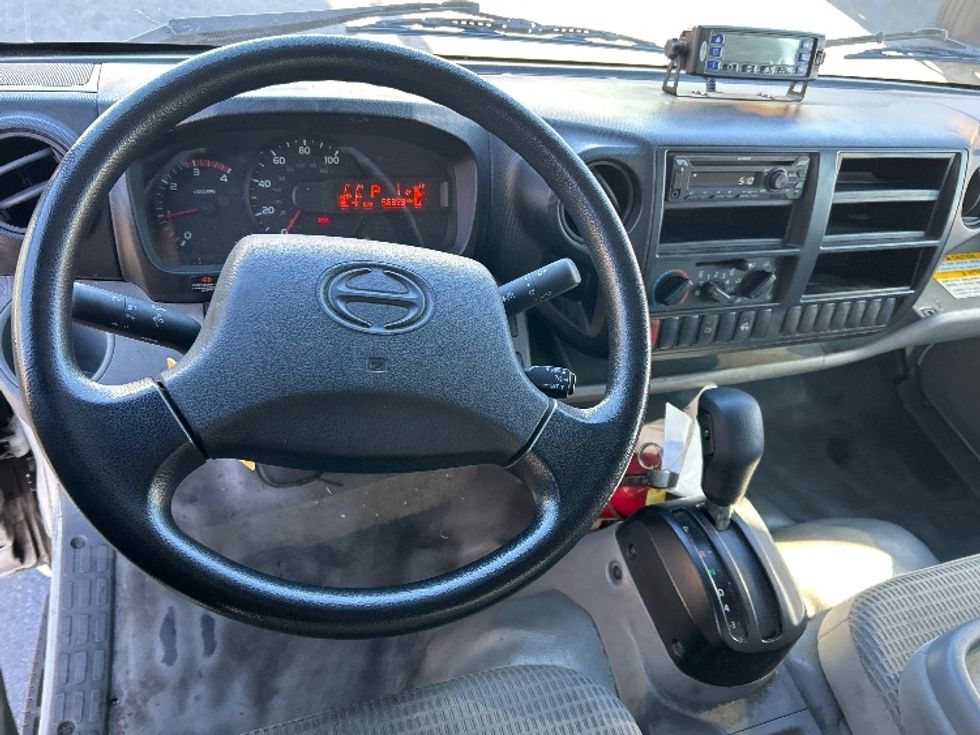 Refrigerated Truck-Light and Medium Duty Trucks-Hino-2020-195-Fontana-CA-56,300\n\t\tmiles-$ 61,750 - Image 18