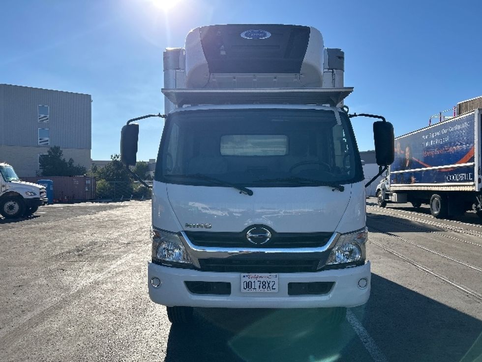 Refrigerated Truck-Light and Medium Duty Trucks-Hino-2020-195-Fontana-CA-56,300\n\t\tmiles-$ 61,750 - Image 2