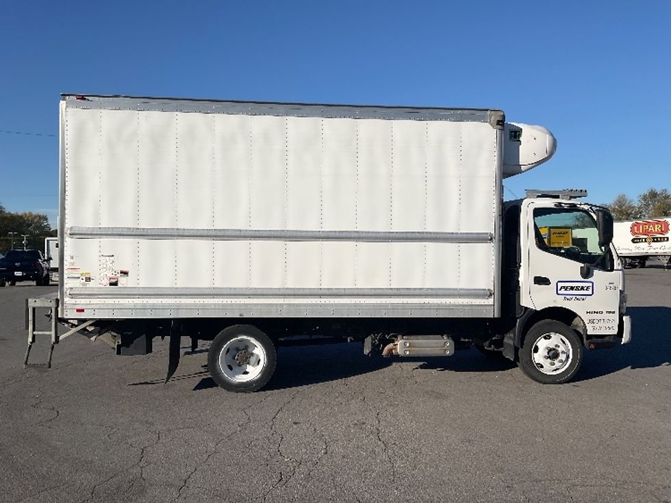 Refrigerated Truck-Light and Medium Duty Trucks-Hino-2020-195-Fort Wayne-IN-91,062\n\t\tmiles-$ 56,000 - Image 15
