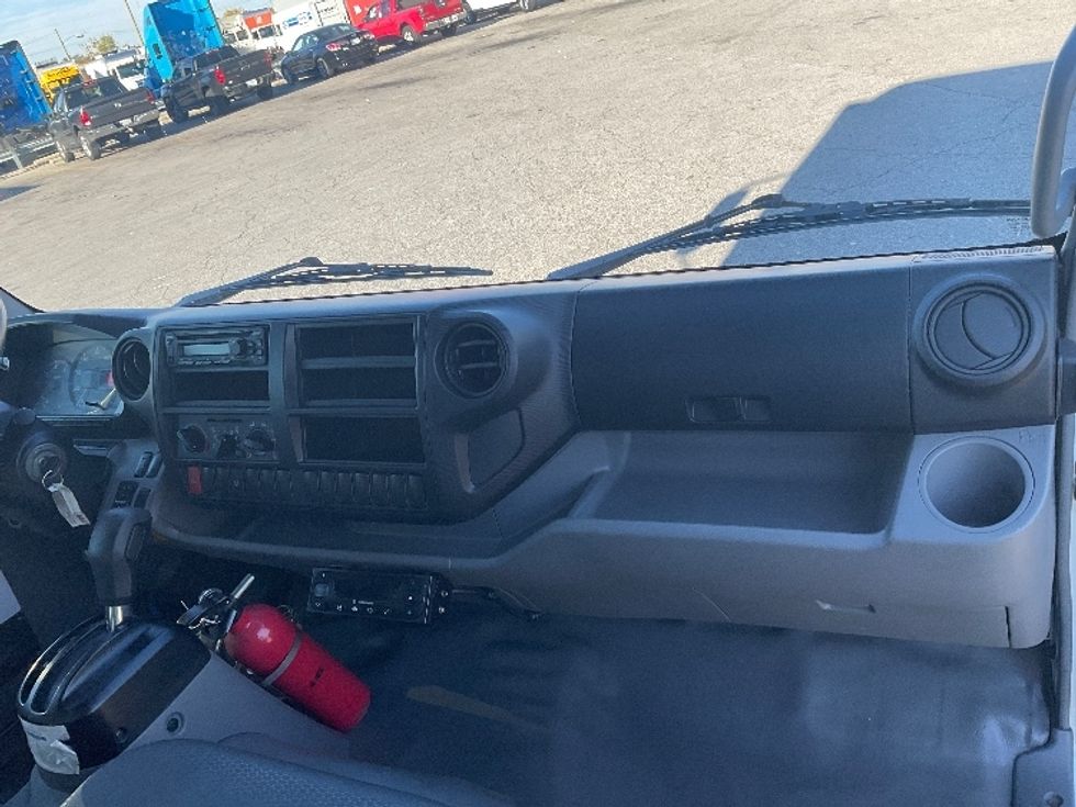 Refrigerated Truck-Light and Medium Duty Trucks-Hino-2020-195-Fort Wayne-IN-91,062\n\t\tmiles-$ 56,000 - Image 21