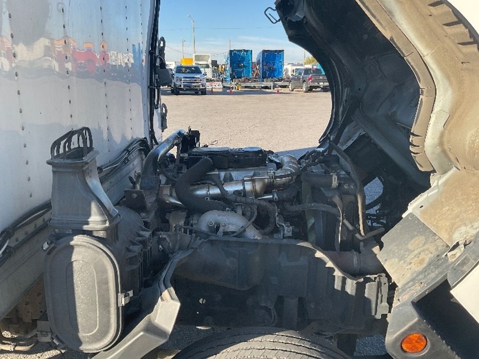 Refrigerated Truck-Light and Medium Duty Trucks-Hino-2020-195-Fort Wayne-IN-91,062\n\t\tmiles-$ 56,000 - Image 23