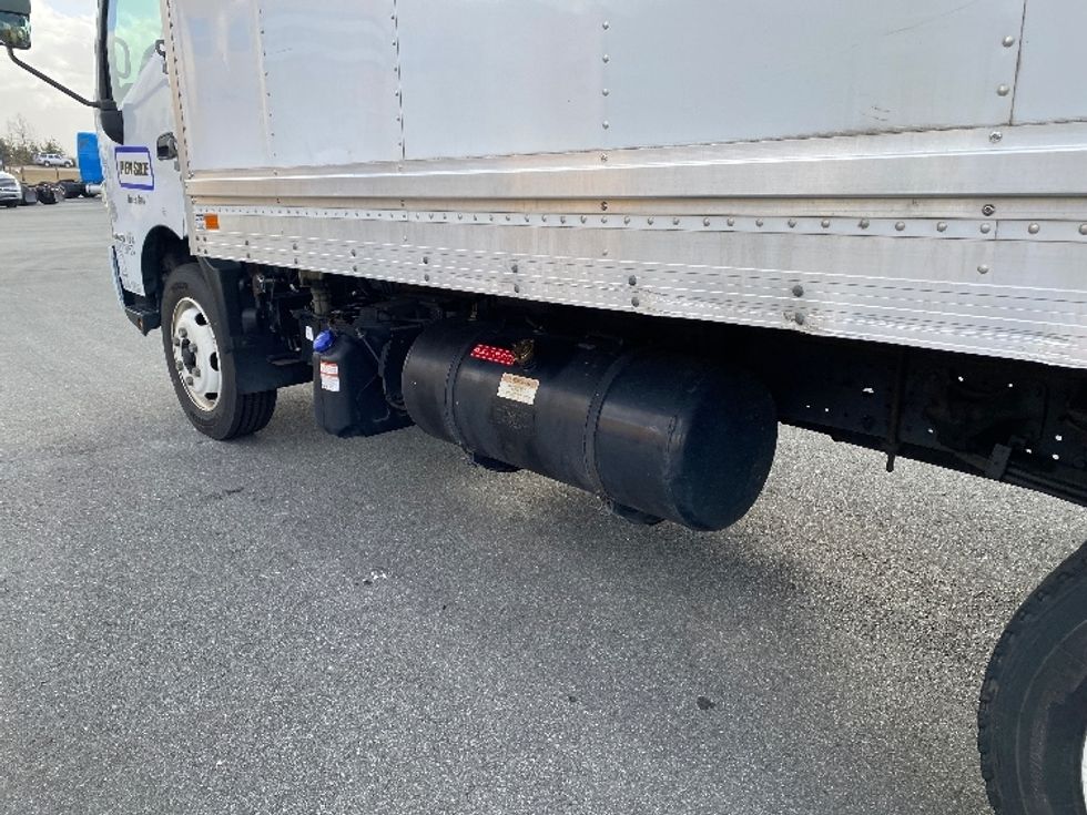 Refrigerated Truck-Light and Medium Duty Trucks-Hino-2020-195-Greensboro-NC-116,603\n\t\tmiles-$ 57,000 - Image 5