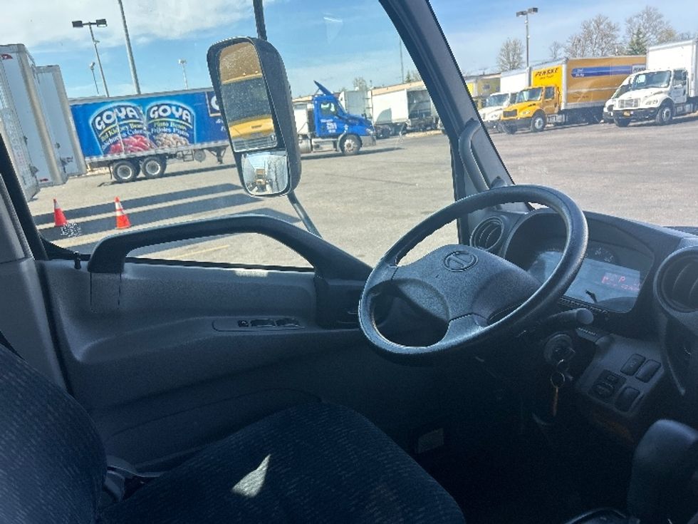 Refrigerated Truck-Light and Medium Duty Trucks-Hino-2020-195-Jamaica-NY-114,804\n\t\tmiles-$ 47,750 - Image 22