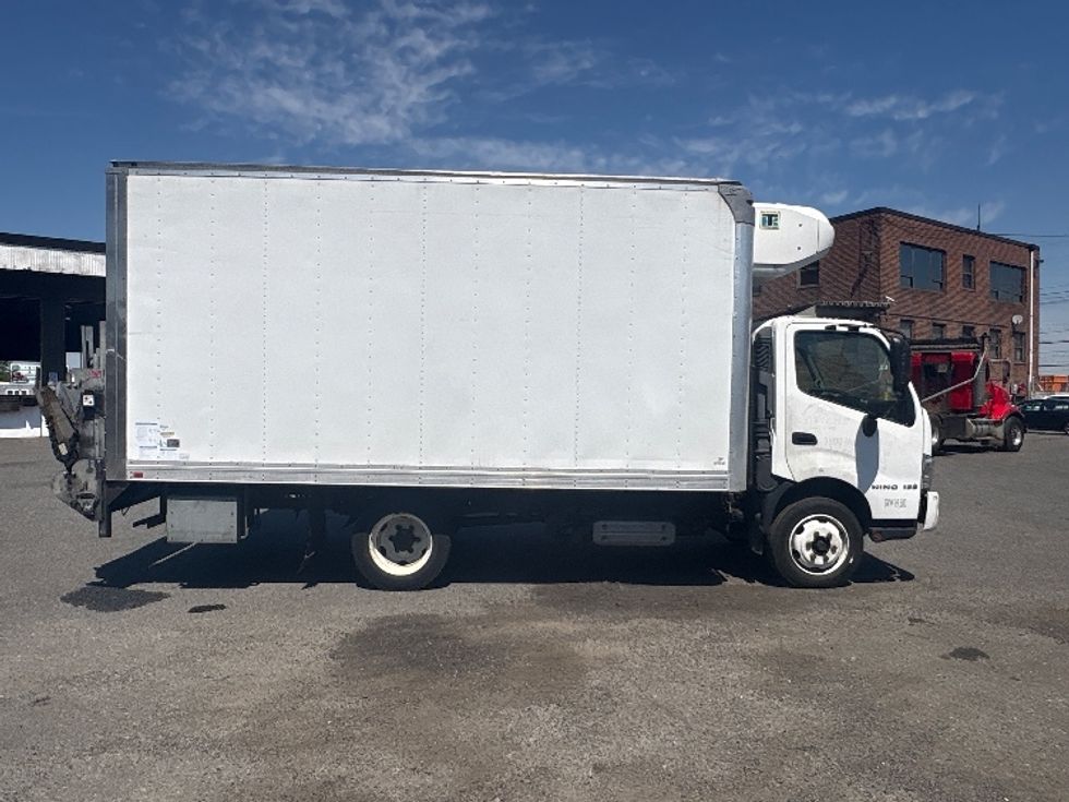 Refrigerated Truck-Light and Medium Duty Trucks-Hino-2020-195-Kearny-NJ-134,980\n\t\tmiles-$ 49,500 - Image 15