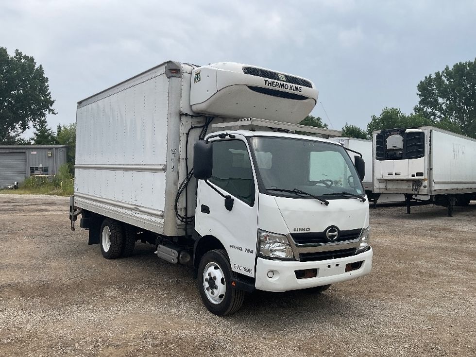 Refrigerated Truck-Light and Medium Duty Trucks-Hino-2020-195-La Porte-IN-148,301\n\t\tmiles-$ 43,750 - Image 1