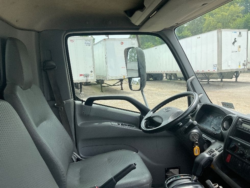 Refrigerated Truck-Light and Medium Duty Trucks-Hino-2020-195-La Porte-IN-148,301\n\t\tmiles-$ 43,750 - Image 22
