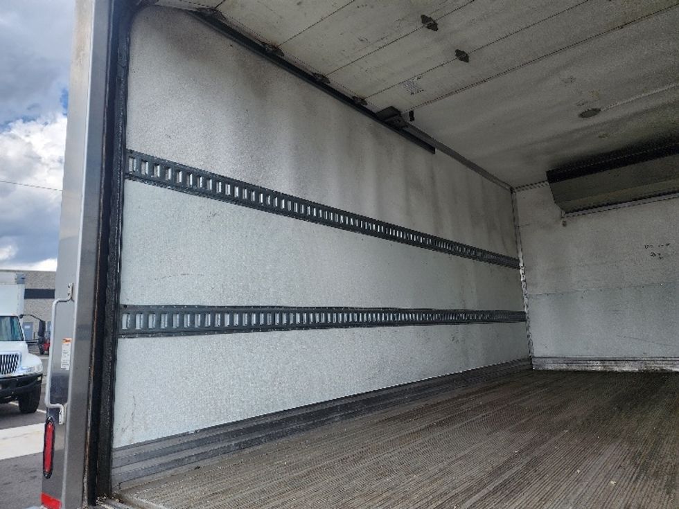 Refrigerated Truck-Light and Medium Duty Trucks-Hino-2020-195-Linden-NJ-151,478\n\t\tmiles-$ 43,750 - Image 11