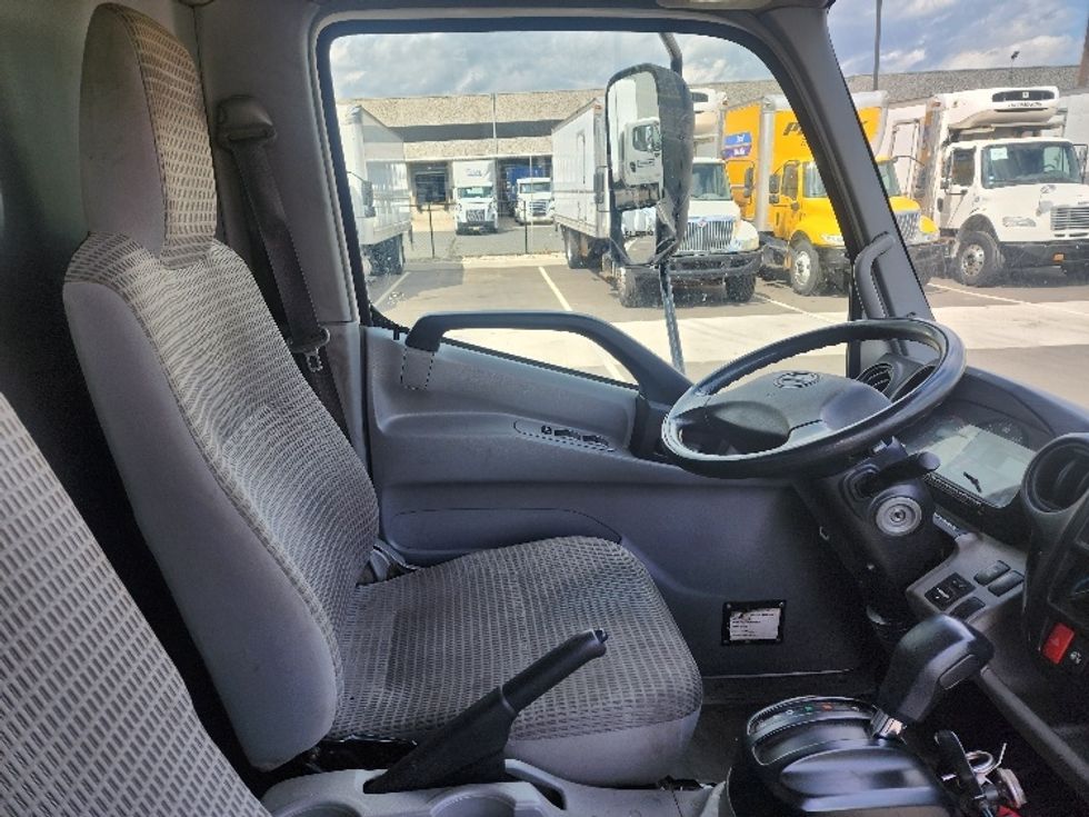 Refrigerated Truck-Light and Medium Duty Trucks-Hino-2020-195-Linden-NJ-151,478\n\t\tmiles-$ 43,750 - Image 22