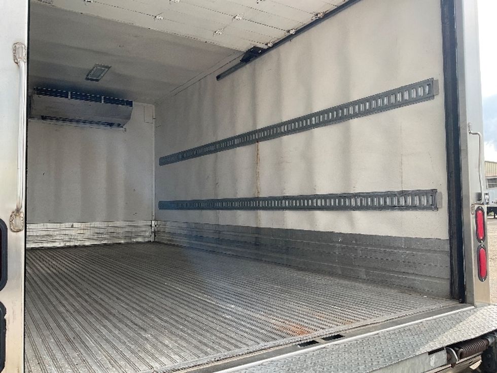 Refrigerated Truck-Light and Medium Duty Trucks-Hino-2020-195-Little Rock-AR-132,972\n\t\tmiles-$ 50,750 - Image 12
