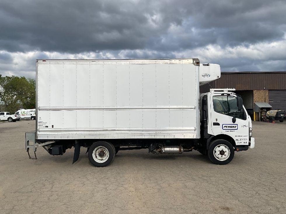 Refrigerated Truck-Light and Medium Duty Trucks-Hino-2020-195-Little Rock-AR-132,972\n\t\tmiles-$ 50,750 - Image 15