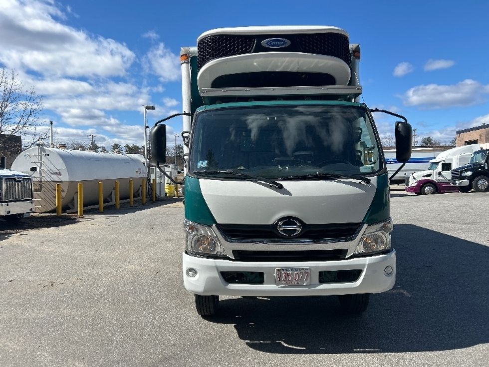 Refrigerated Truck-Light and Medium Duty Trucks-Hino-2020-195-Londonderry-NH-86,320\n\t\tmiles-$ 49,500 - Image 2
