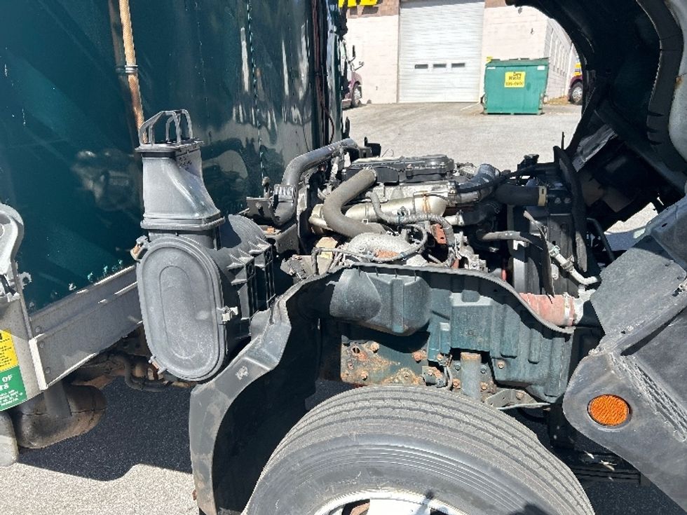 Refrigerated Truck-Light and Medium Duty Trucks-Hino-2020-195-Londonderry-NH-86,320\n\t\tmiles-$ 49,500 - Image 23