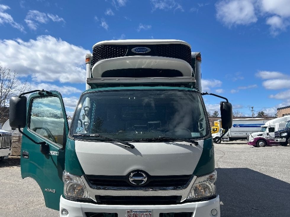 Refrigerated Truck-Light and Medium Duty Trucks-Hino-2020-195-Londonderry-NH-86,320\n\t\tmiles-$ 49,500 - Image 25