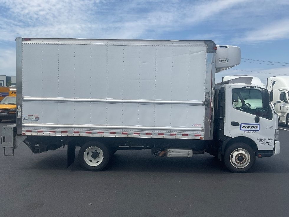Refrigerated Truck-Light and Medium Duty Trucks-Hino-2020-195-Madison-AL-132,444\n\t\tmiles-$ 55,250 - Image 15