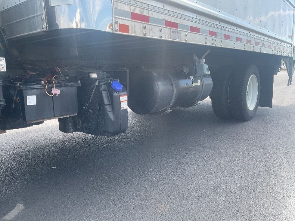 Refrigerated Truck-Light and Medium Duty Trucks-Hino-2020-195-Madison-AL-132,444\n\t\tmiles-$ 55,250 - Image 5