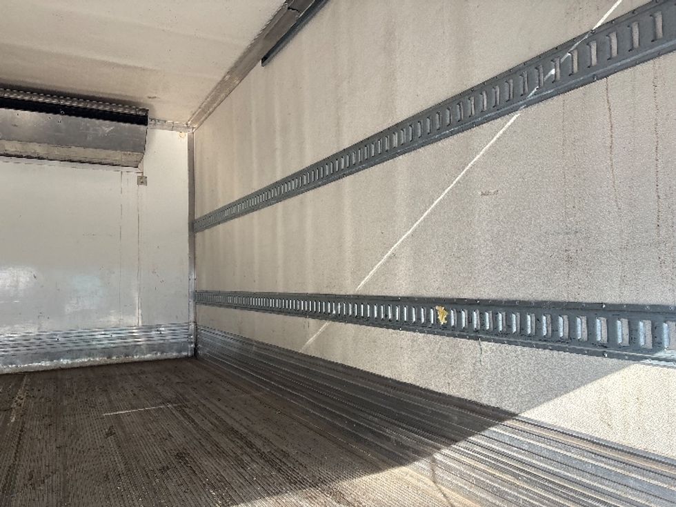 Refrigerated Truck-Light and Medium Duty Trucks-Hino-2020-195-Mebane-NC-129,629\n\t\tmiles-$ 54,250 - Image 11