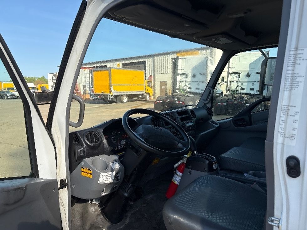 Refrigerated Truck-Light and Medium Duty Trucks-Hino-2020-195-Mebane-NC-129,629\n\t\tmiles-$ 54,250 - Image 15