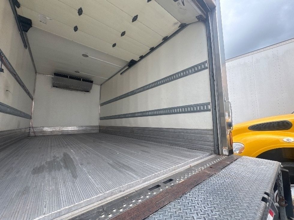 Refrigerated Truck-Light and Medium Duty Trucks-Hino-2020-195-Medley-FL-24,678\n\t\tmiles-$ 63,750 - Image 11