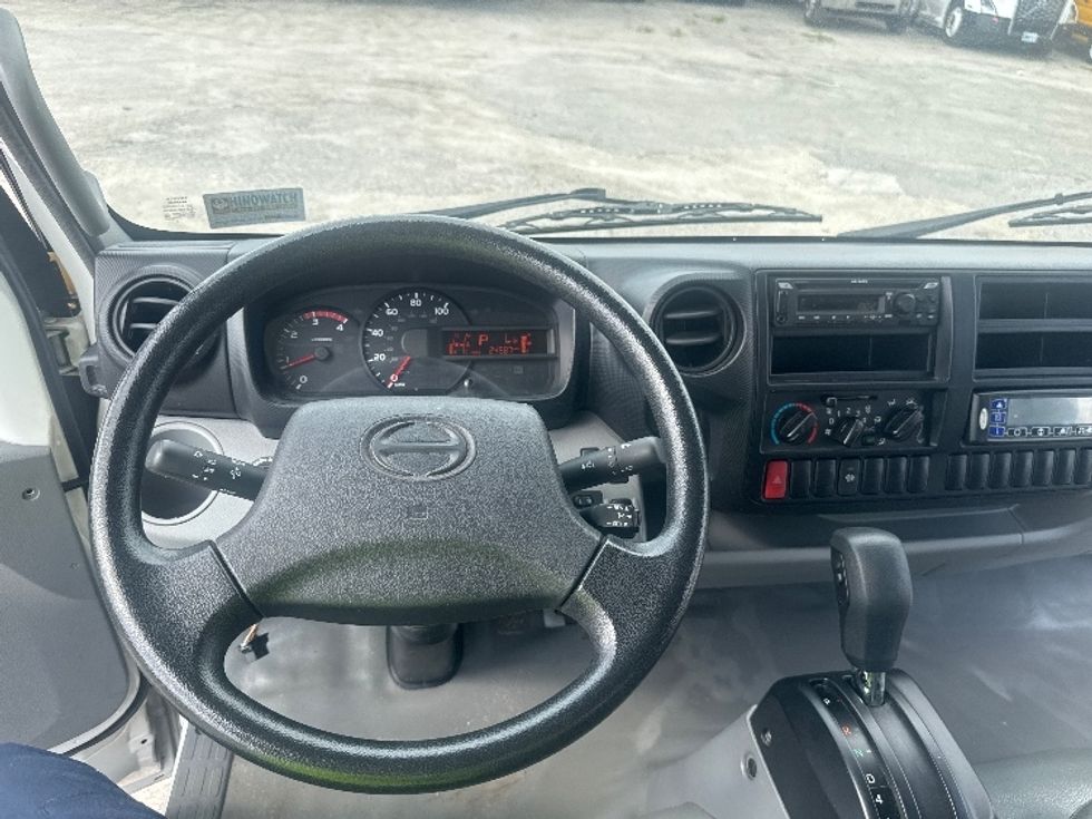 Refrigerated Truck-Light and Medium Duty Trucks-Hino-2020-195-Medley-FL-24,678\n\t\tmiles-$ 63,750 - Image 16