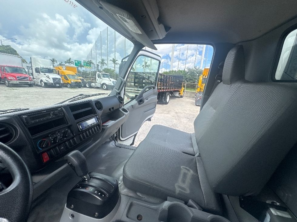 Refrigerated Truck-Light and Medium Duty Trucks-Hino-2020-195-Medley-FL-24,678\n\t\tmiles-$ 63,750 - Image 18