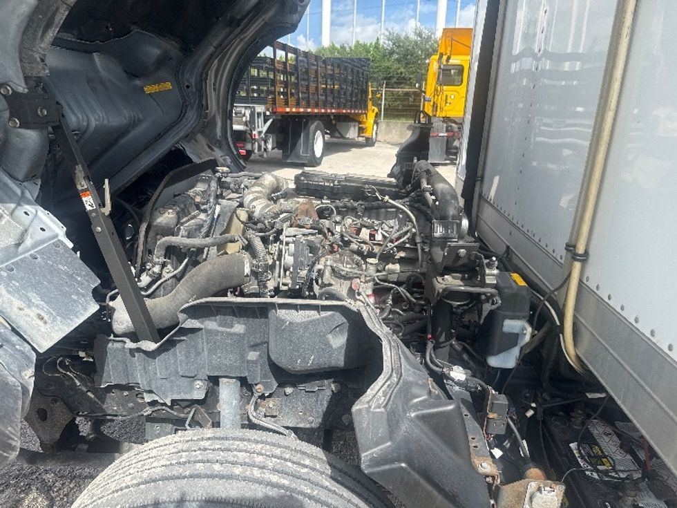 Refrigerated Truck-Light and Medium Duty Trucks-Hino-2020-195-Medley-FL-24,678\n\t\tmiles-$ 63,750 - Image 23