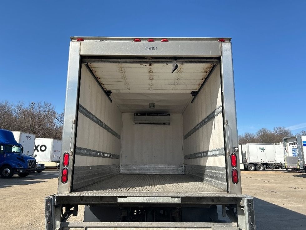 Refrigerated Truck-Light and Medium Duty Trucks-Hino-2020-195-Memphis-TN-119,162\n\t\tmiles-$ 55,250 - Image 8